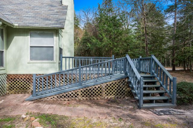 140 Woodfern Glen, Holly Lake Ranch, TX 75765