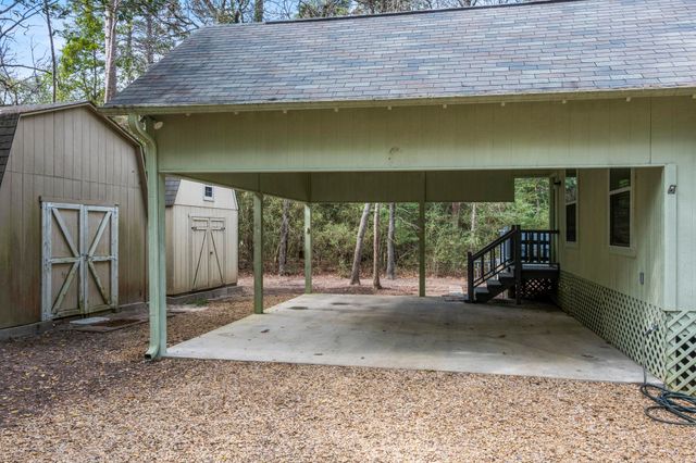 140 Woodfern Glen, Holly Lake Ranch, TX 75765