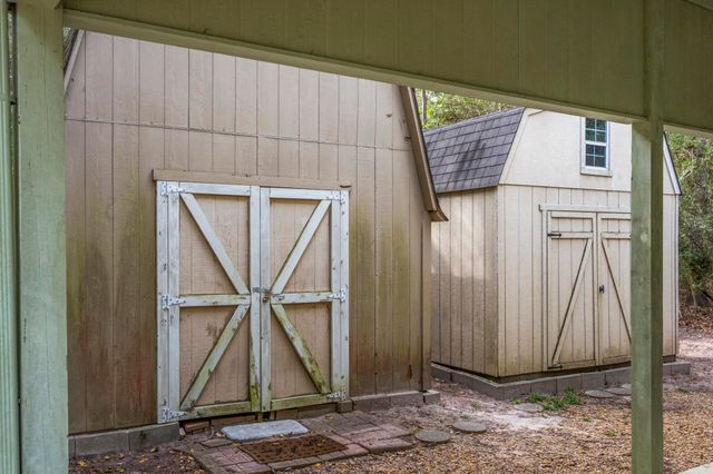 140 Woodfern Glen, Holly Lake Ranch, TX 75765