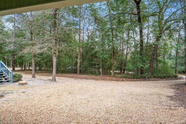 140 Woodfern Glen, Holly Lake Ranch, TX 75765