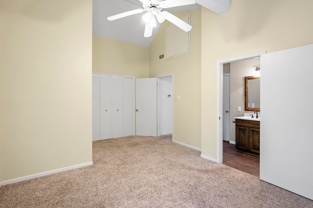 140 Woodfern Glen, Holly Lake Ranch, TX 75765