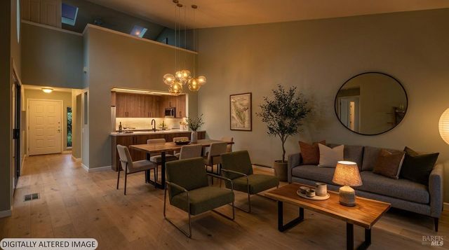 79 Fountain Grove Cir, Napa, CA 94558