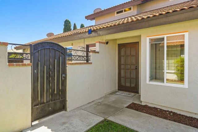 1095 Winding Oak Dr., Chula Vista, CA 91910