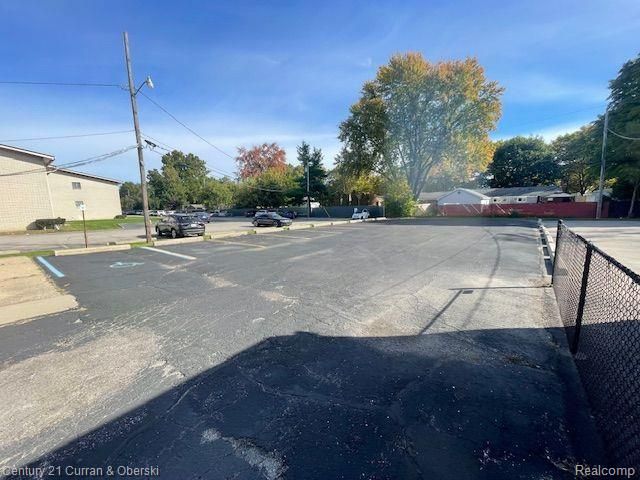 32520 Mound Road, Warren, MI 48092