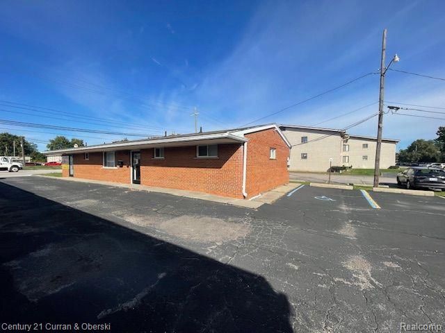 32520 Mound Road, Warren, MI 48092