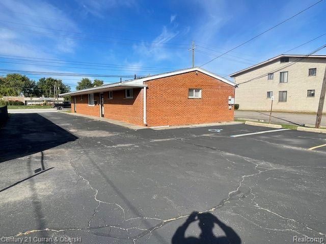 32520 Mound Road, Warren, MI 48092