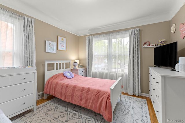 430 Nightingale Street, Dearborn, MI 48128