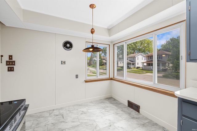 2505 Hubertus Avenue, Fort Wayne, IN 46805