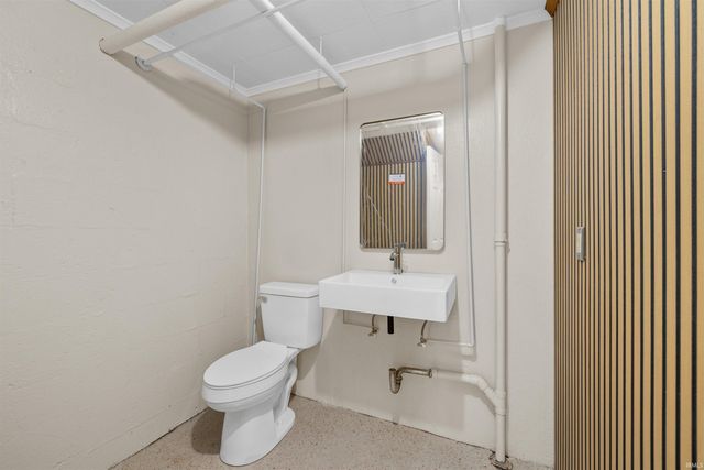 2505 Hubertus Avenue, Fort Wayne, IN 46805