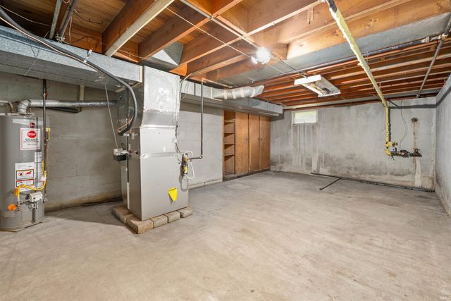 2505 Hubertus Avenue, Fort Wayne, IN 46805