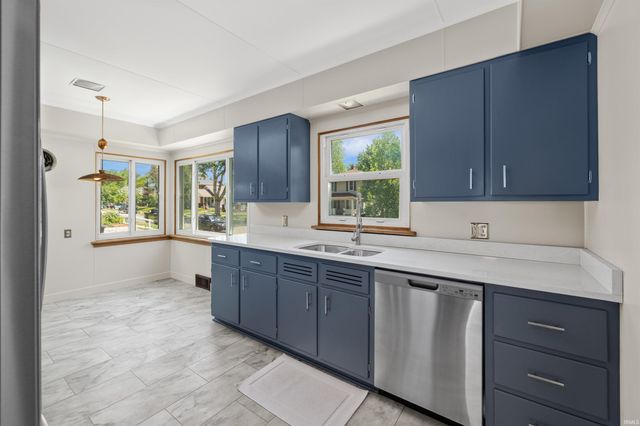 2505 Hubertus Avenue, Fort Wayne, IN 46805