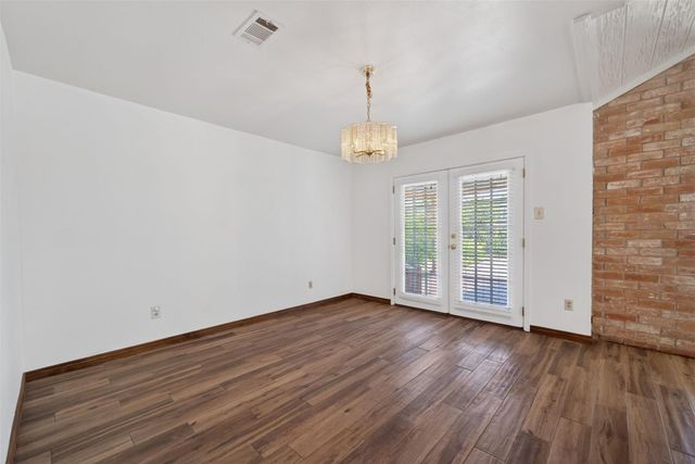 7710 Green Lawn Drive, Houston, TX 77088