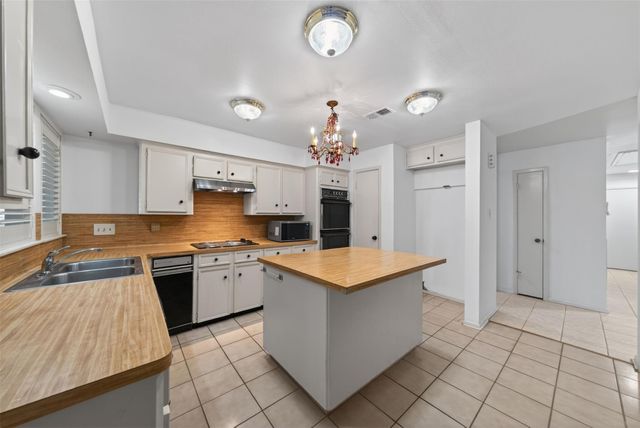 7710 Green Lawn Drive, Houston, TX 77088