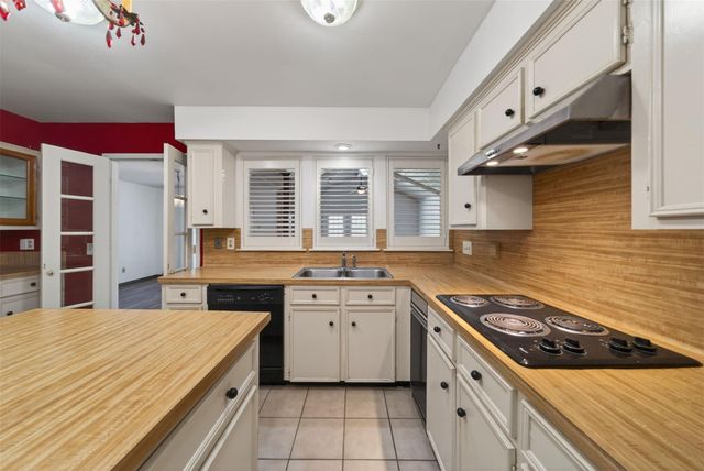 7710 Green Lawn Drive, Houston, TX 77088