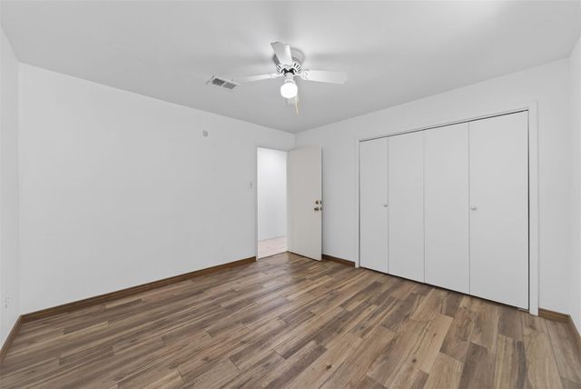 7710 Green Lawn Drive, Houston, TX 77088