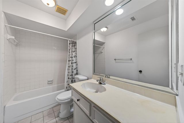 7710 Green Lawn Drive, Houston, TX 77088