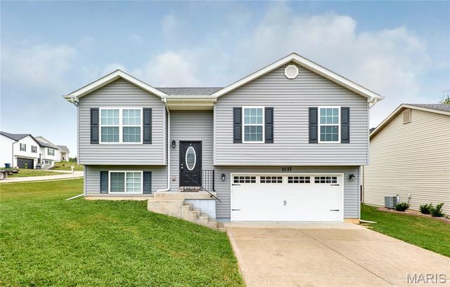 1137 Jaxson Drive, Foristell, MO 63348