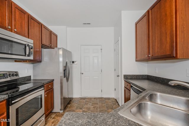 633 Woodson Drive, Clayton, NC 27527