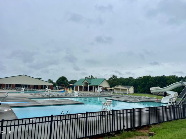 633 Woodson Drive, Clayton, NC 27527