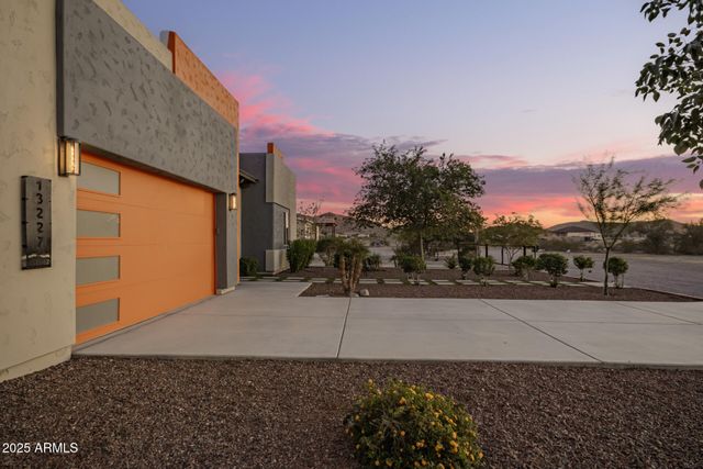 13227 S 193RD Avenue, Buckeye, AZ 85326