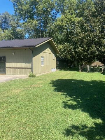 15 Pratt Street, Pikeville, TN 37367