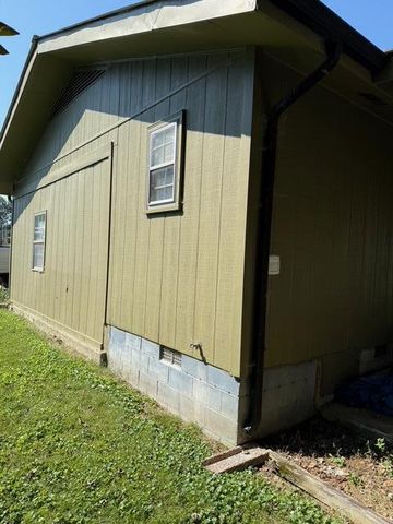 15 Pratt Street, Pikeville, TN 37367
