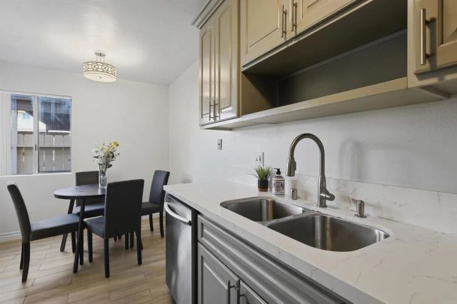 2121 E Grand Avenue S71, Escondido, CA 92027