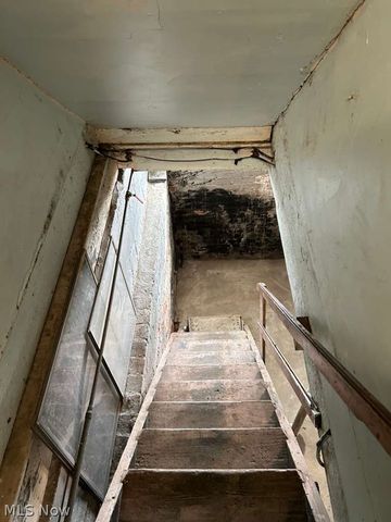 5415 Caleb Court, Cleveland, OH 44127