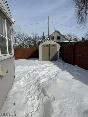 5415 Caleb Court, Cleveland, OH 44127