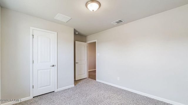 135 Lake Ridge Drive, Broussard, LA 70518