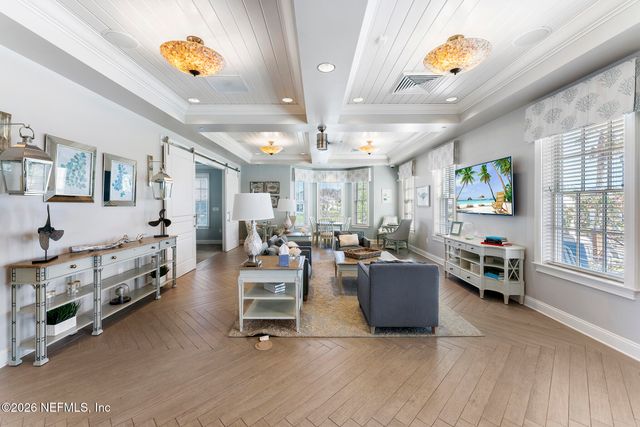 284 LATROBE Avenue, St. Johns, FL 32095