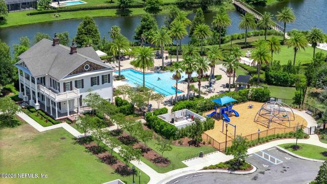 284 LATROBE Avenue, St. Johns, FL 32095