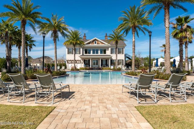 284 LATROBE Avenue, St. Johns, FL 32095