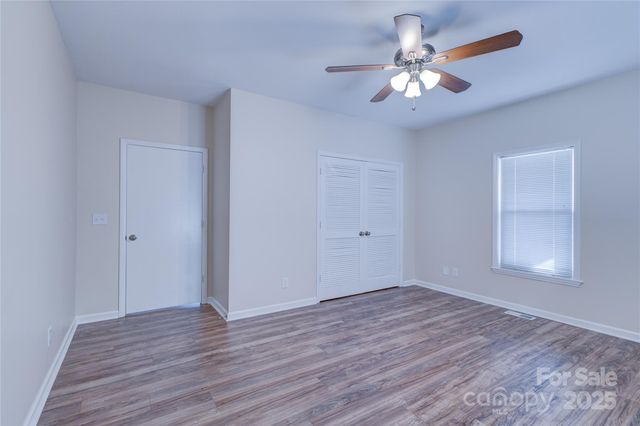 5909 Maple Street, Charlotte, NC 28269