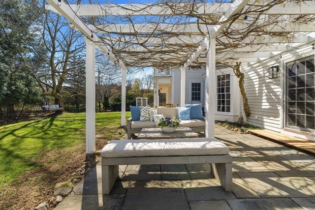 66 North Street, Lexington, MA 02420