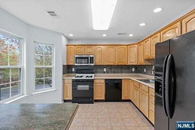 2278 Nash Court, Mahwah, NJ 07430