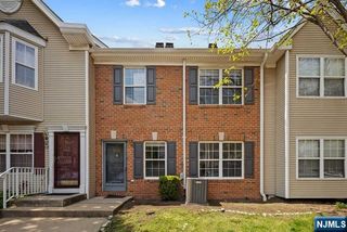 2278 Nash Court, Mahwah, NJ 07430