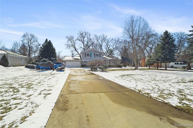 4168 Mccandlish Road, Grand Blanc, MI 48439