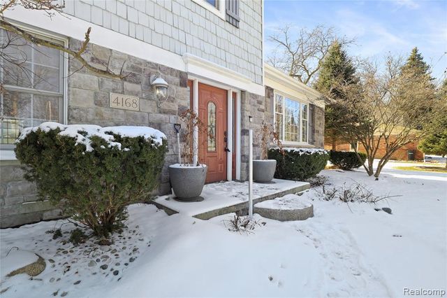 4168 Mccandlish Road, Grand Blanc, MI 48439