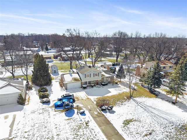 4168 Mccandlish Road, Grand Blanc, MI 48439