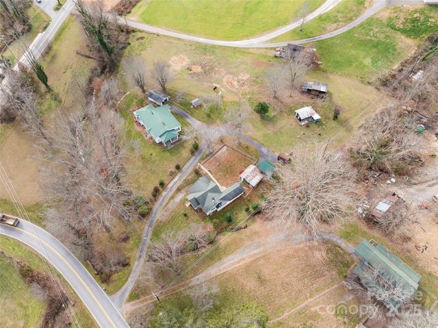 396 Will Hyatt Road, Waynesville, NC 28786