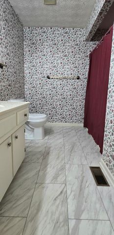 121 Hycliff Street, Harrodsburg, KY 40330