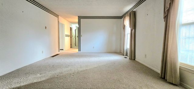 121 Hycliff Street, Harrodsburg, KY 40330