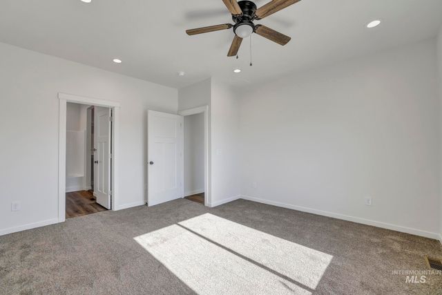 2006 Regan St, Jerome, ID 83338