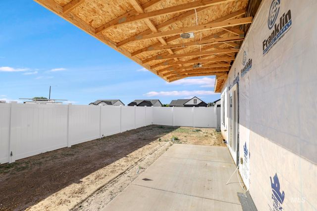 2006 Regan St, Jerome, ID 83338