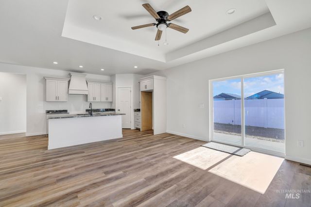 2006 Regan St, Jerome, ID 83338