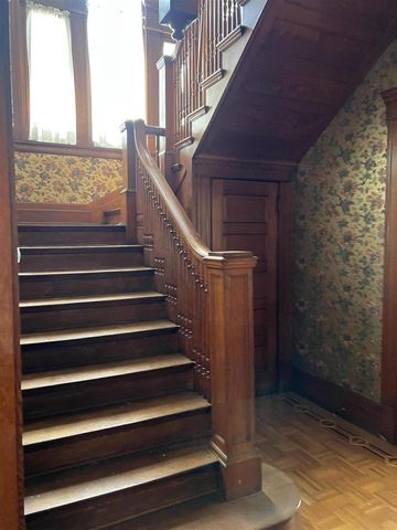 161 NE Capital Avenue, Battle Creek, MI 49017