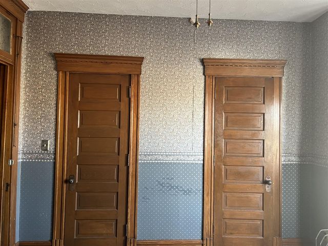 161 NE Capital Avenue, Battle Creek, MI 49017