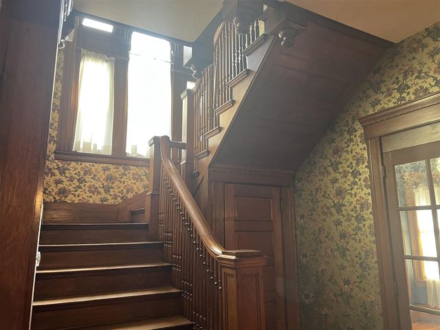 161 NE Capital Avenue, Battle Creek, MI 49017