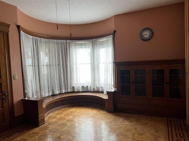 161 NE Capital Avenue, Battle Creek, MI 49017